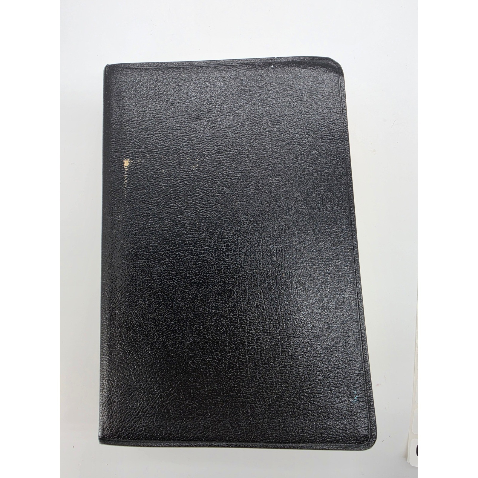 Nelson NKJV Study Bible New King James Version Black Bonded Leather Gold Gilded