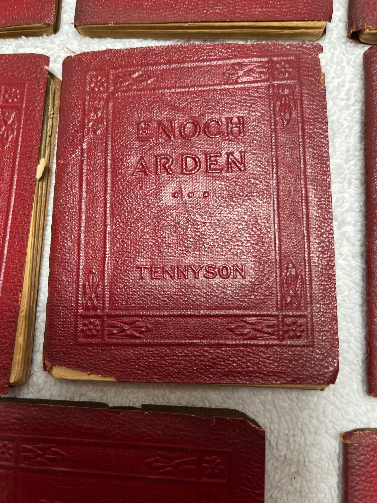 22 LITTLE LEATHER LIBRARY BOOKS 1920s Red Miniature LOT No Duplicates Literature