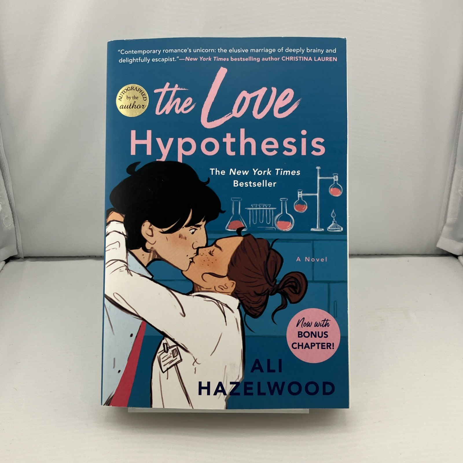 SIGNED by Ali Hazelwood 5-Book Bundle. Love Hypothesis, Love on the Brain & more