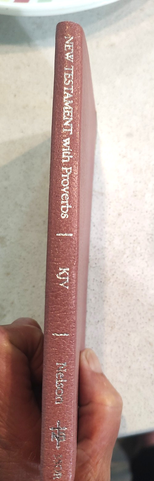 The New Testament With Proverbs: KJV bible Slimline Red Letter gold edge Leather