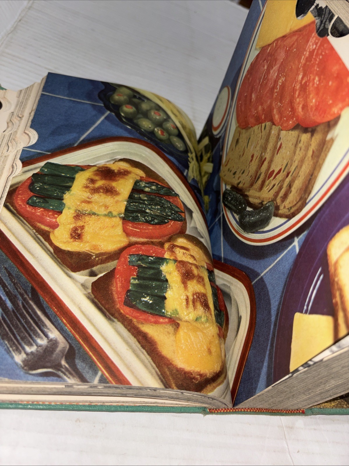 1948 CULINARY ARTS ENCYCLOPEDIC COOKBOOK-HC Ruth Berolzheimer Vtg Thumb Index