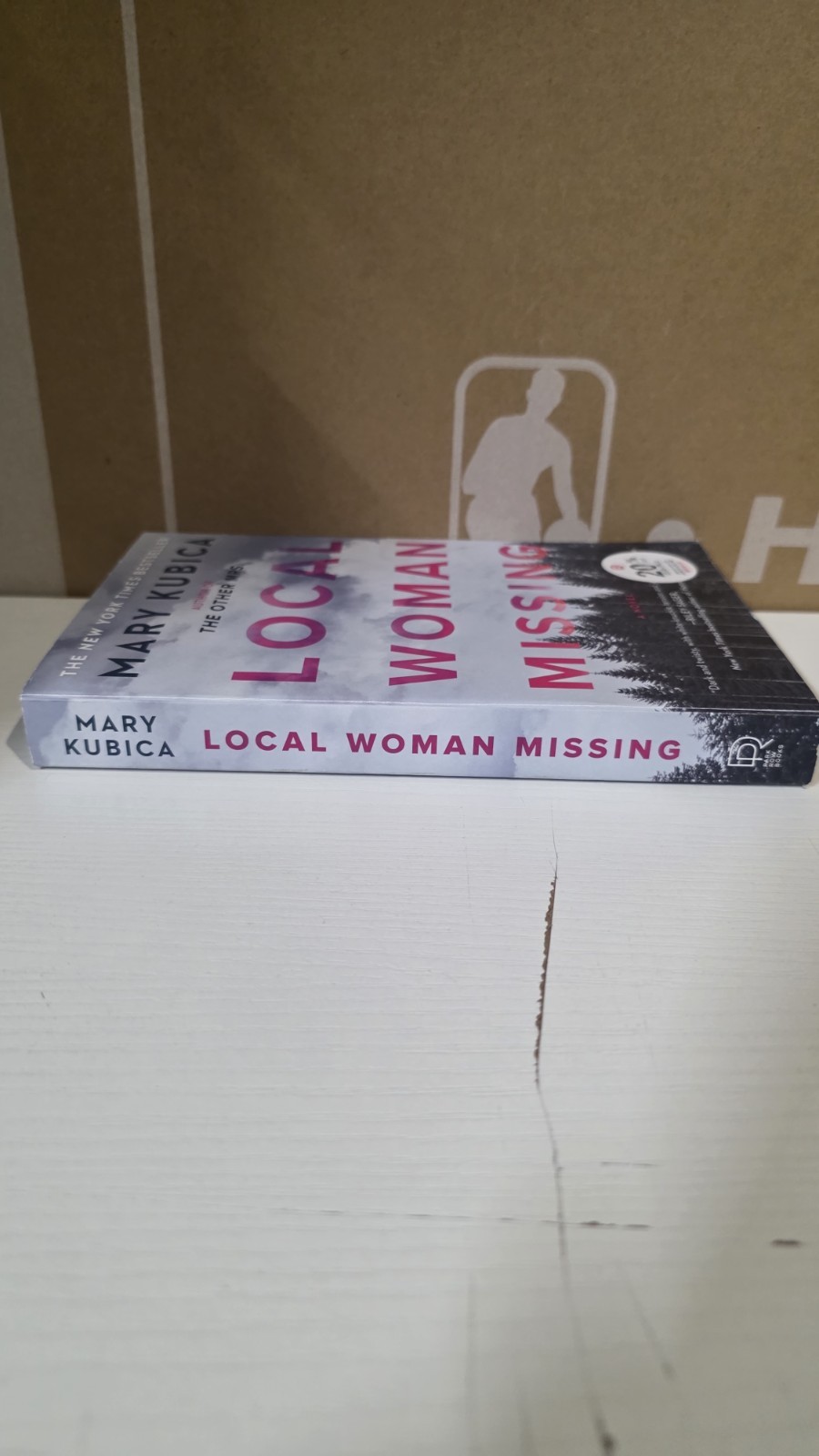 Local Woman Missing: A Novel of Domestic Suspense by Kubica, Mary