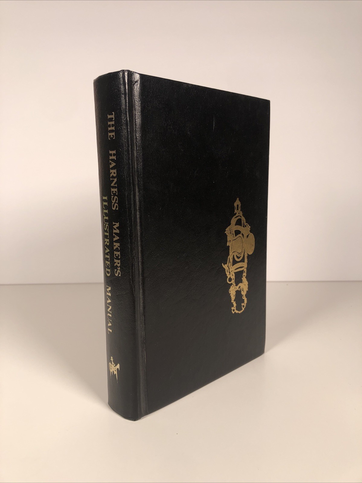 The Harness Makers‘ Illustrated Manual – Faux Leather bound HC Facsimile Reprint