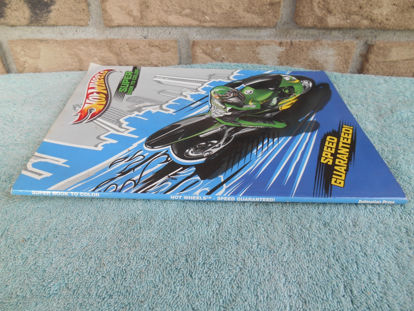 HOT WHEELS 2013 COLORING BOOK DALMATION PRESS. 64 PAGES. NEW!