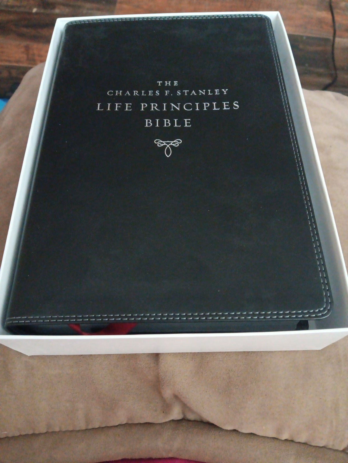 NASB Charles F. Stanley Life Principles Bible BLACK LEATHER SOFT. NEW. In Box.