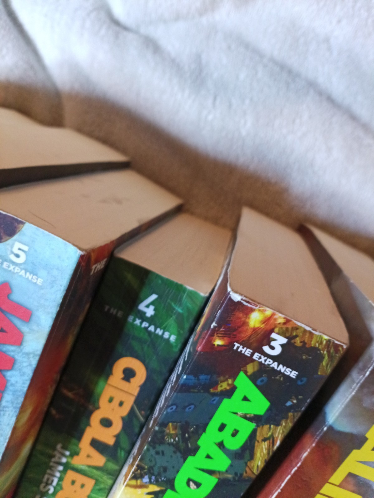 The Expanse Series Vol 1–8 Paperback Set Lot James S.A. Corey Sci-Fi