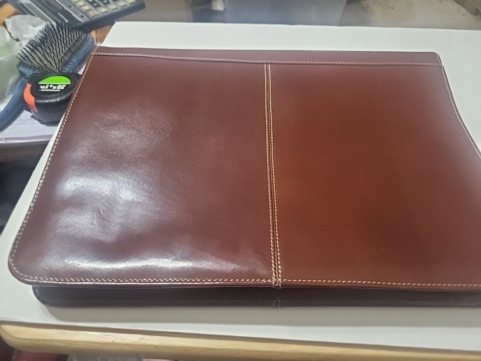 Portfolio Folder CASTELLO LA, ART DELLE PELLE LEATHER Conac Folder 14×10.5×2 Zip