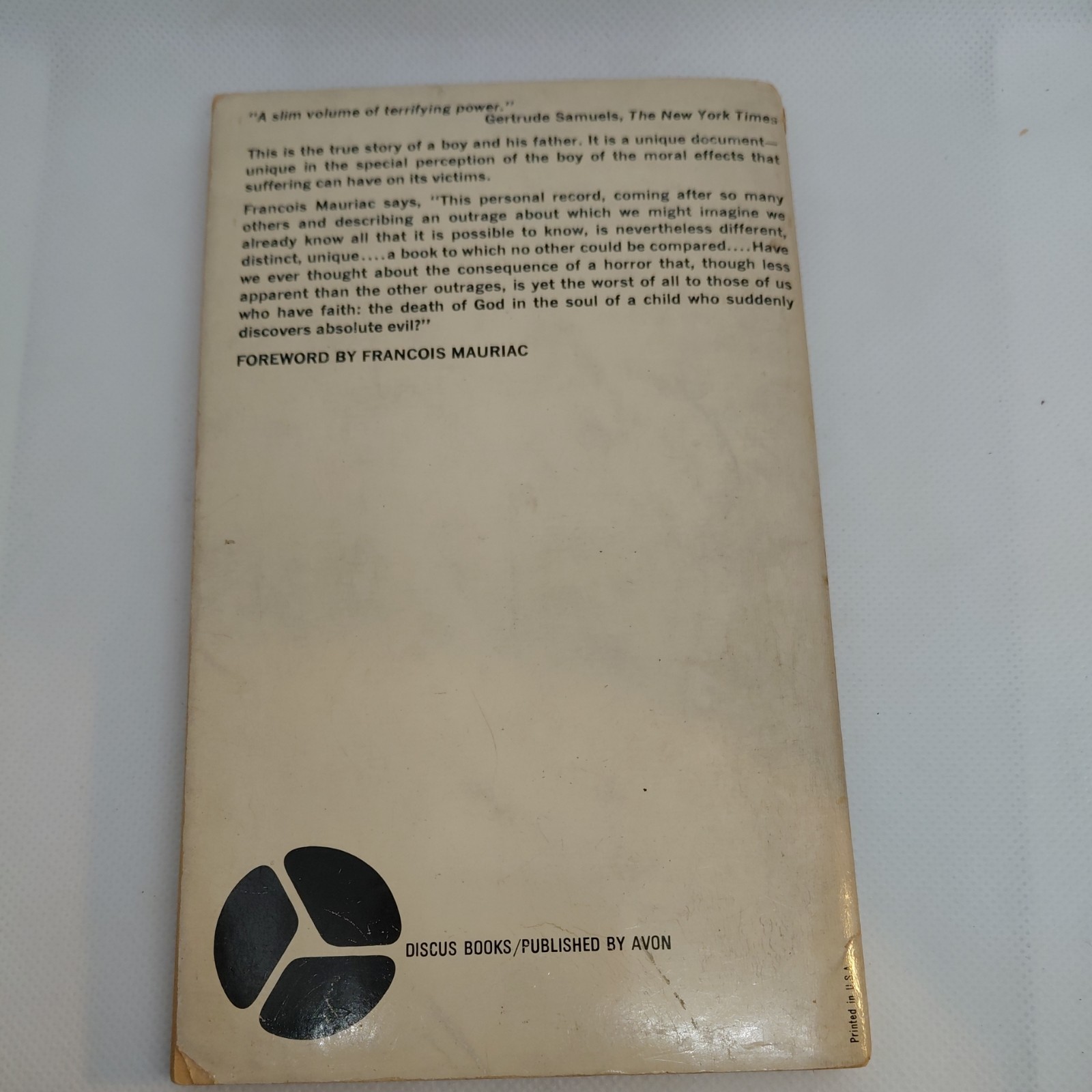 Night by Elie Wiesel Vintage Paperback Avon Books 1958 Good