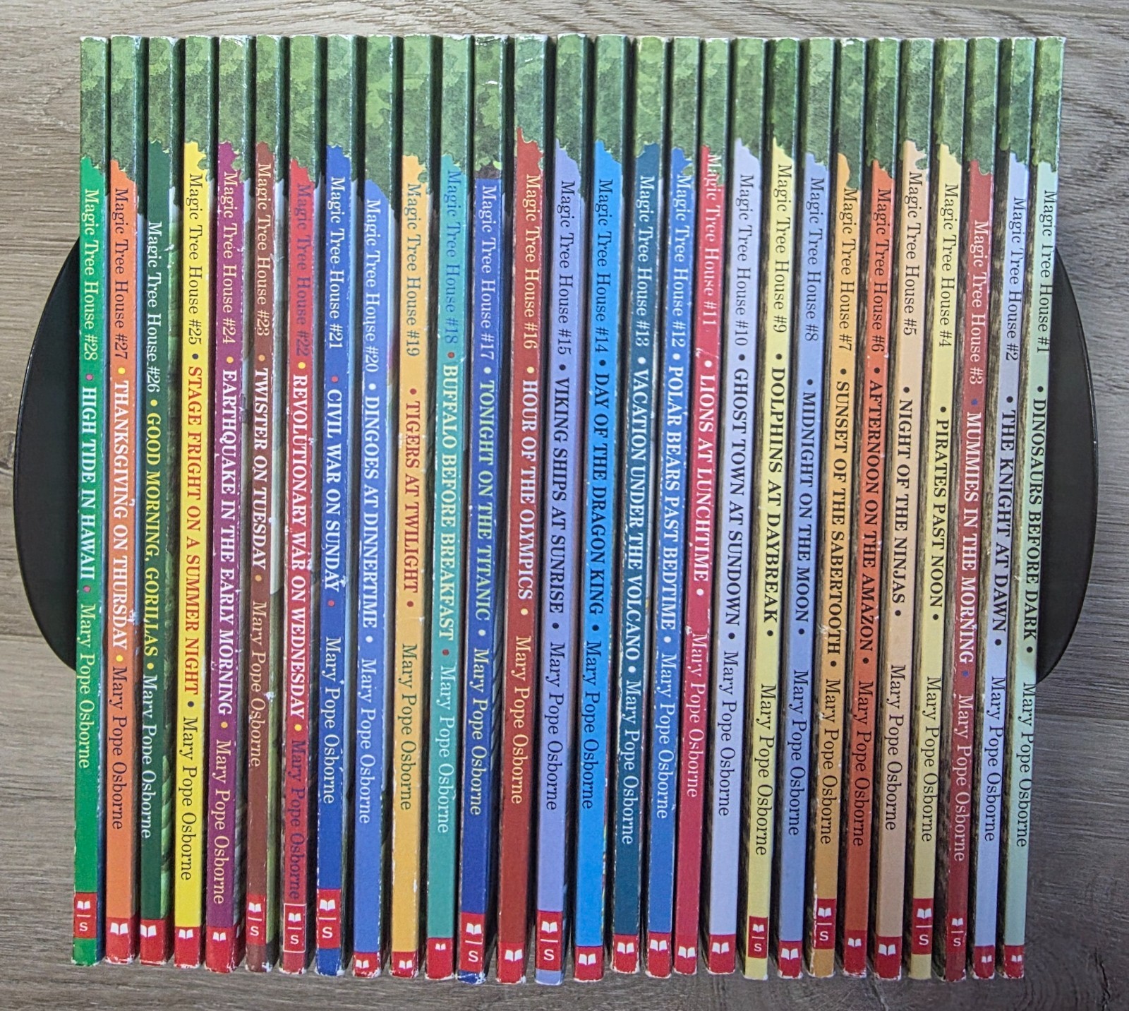 Magic Tree House Lot 28 Vintage Books by Mary Pope Osborne, Complete Set 1-28