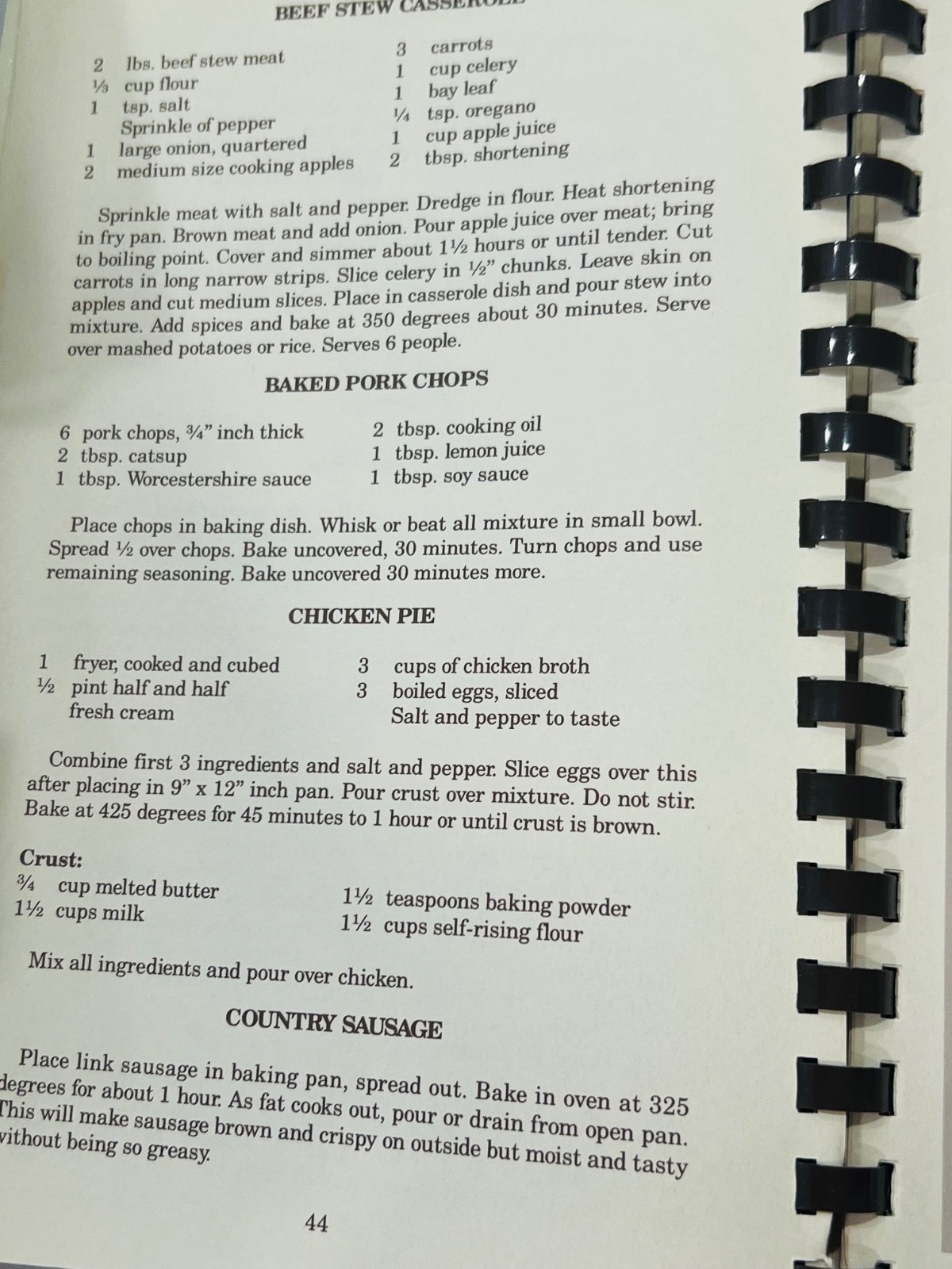 Spiral Bound Cookbook Famous Recipes Savannah Georgia GA Charleston