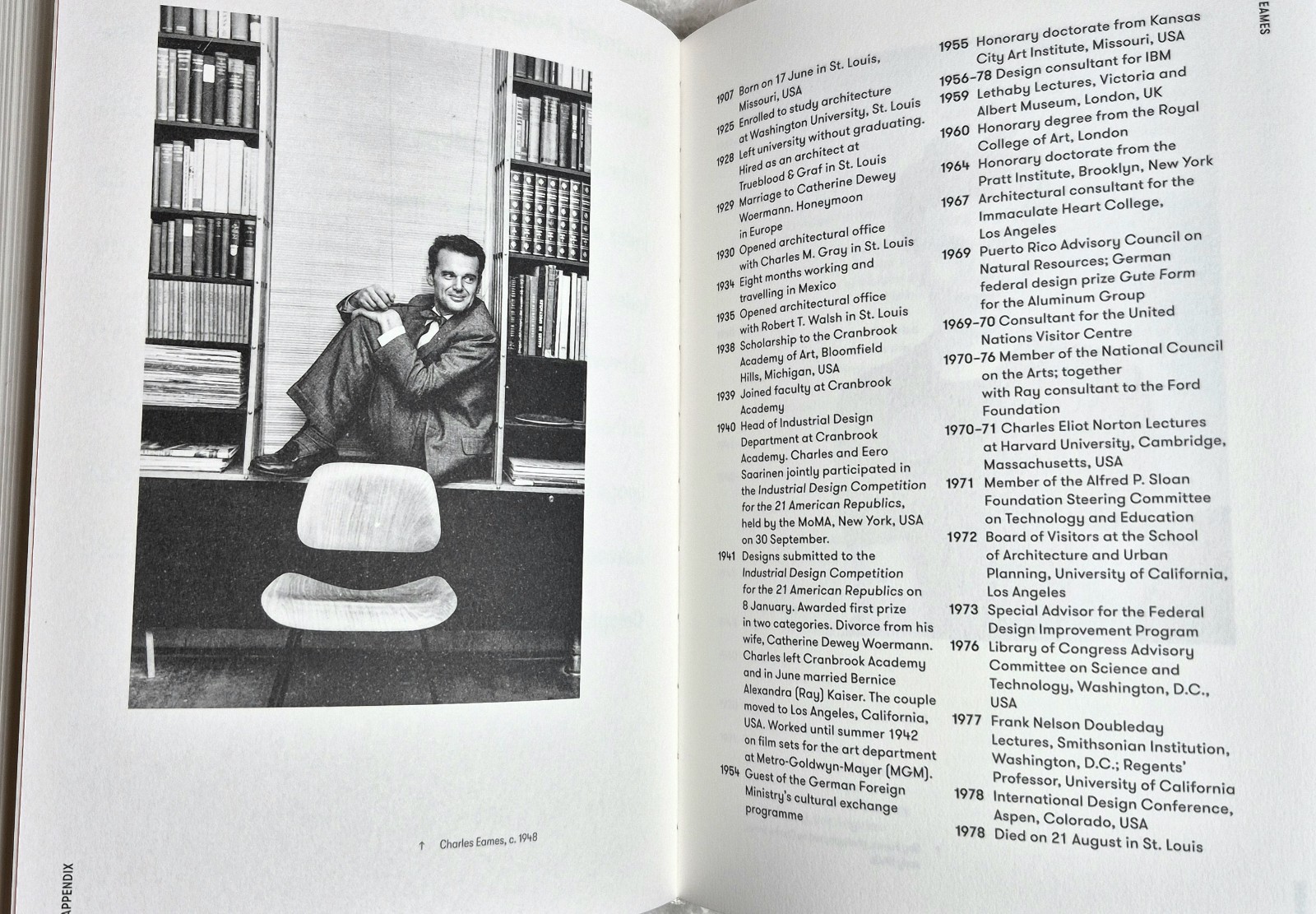 Eames Furniture Sourcebook (2017 Vitra Design Museum English Edition)