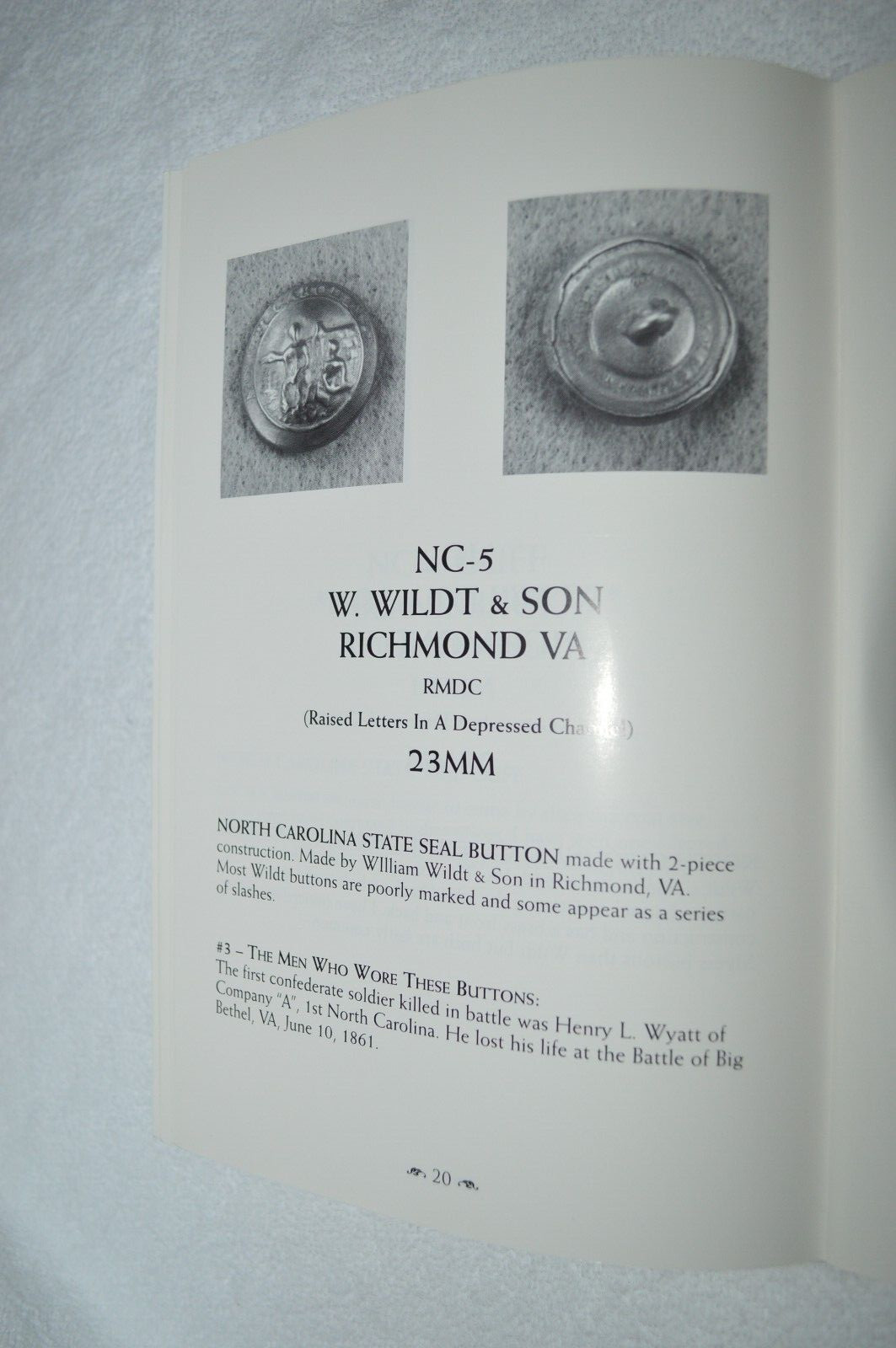 NORTH CAROLINA CIVIL WAR BUTTONS ~ C. TERRY TEFF ~ UNSIGNED COPY ~ NEW