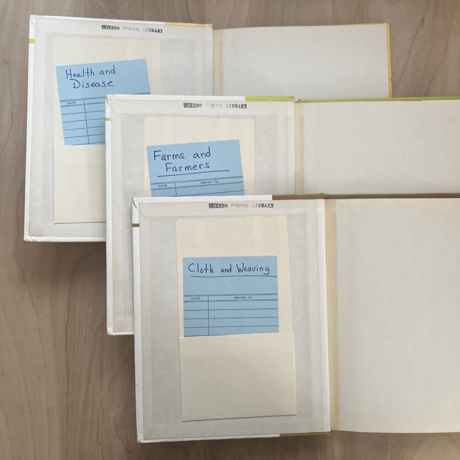 Macdonald First Library United Kingdom Lot Of 8 1975 Children’s Books EUC