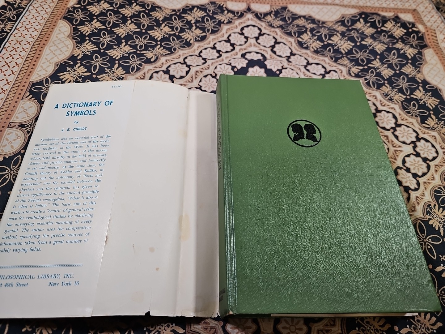 A DICTIONARY OF SYMBOLS J. E. Cirlot HC/DJ Book (c) 1962 1st Edition ~EXC. COND.