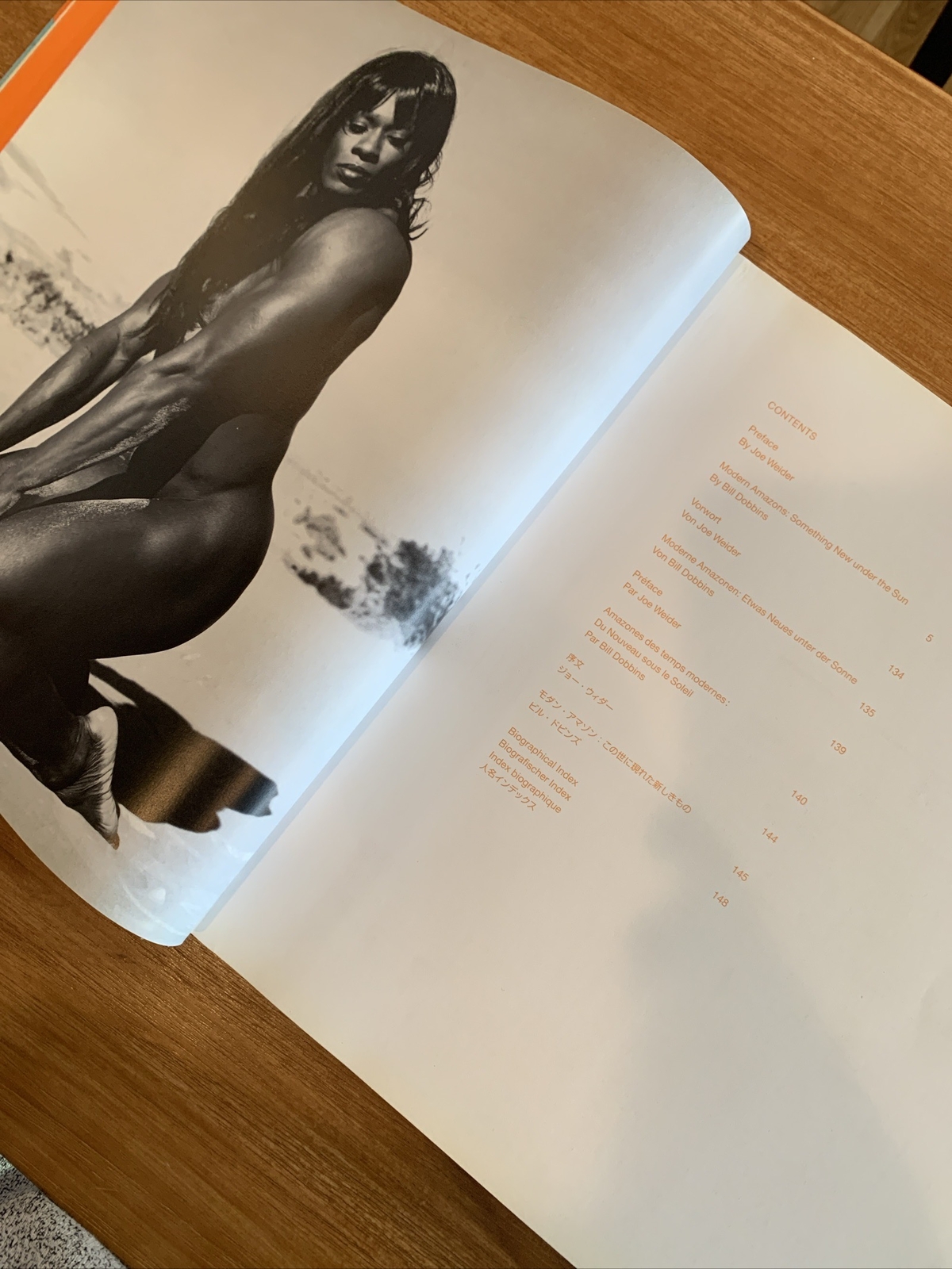 Modern Amazons by Bill Dobbins (2002, Hardcover) – Bodybuilding & Fitness Photos