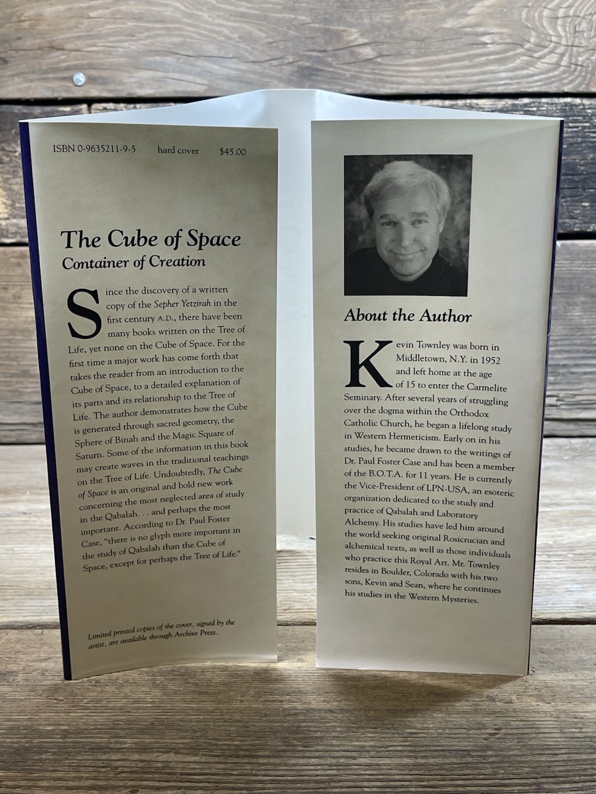 The Cube of Space Container of Creation Kevin Townley First Edition Brand New