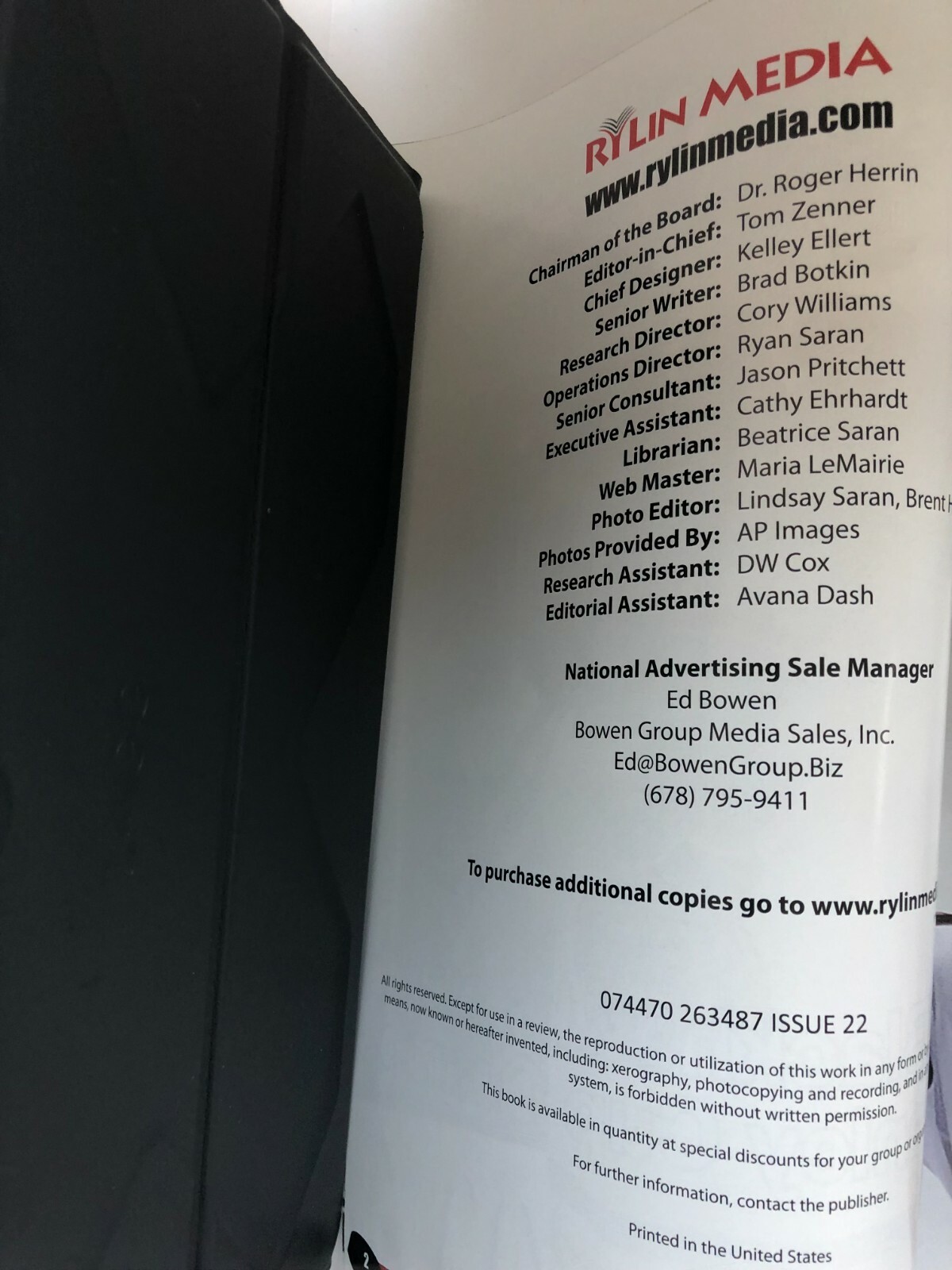 Blackhawks Stanley Cups—6 Commemorative Issues + Tales from the Locker Room