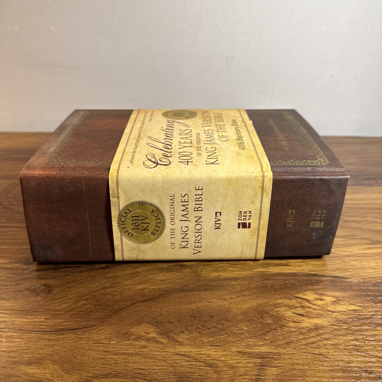 Holy Bible by Zondervan Bibles Staff (2011, Hardcover)