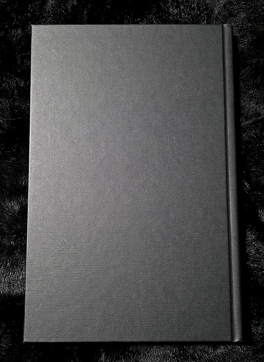 Medusa ~ Rosie Hewlett~ Goldsboro Exclusive Hardcover~ Signed #422/500
