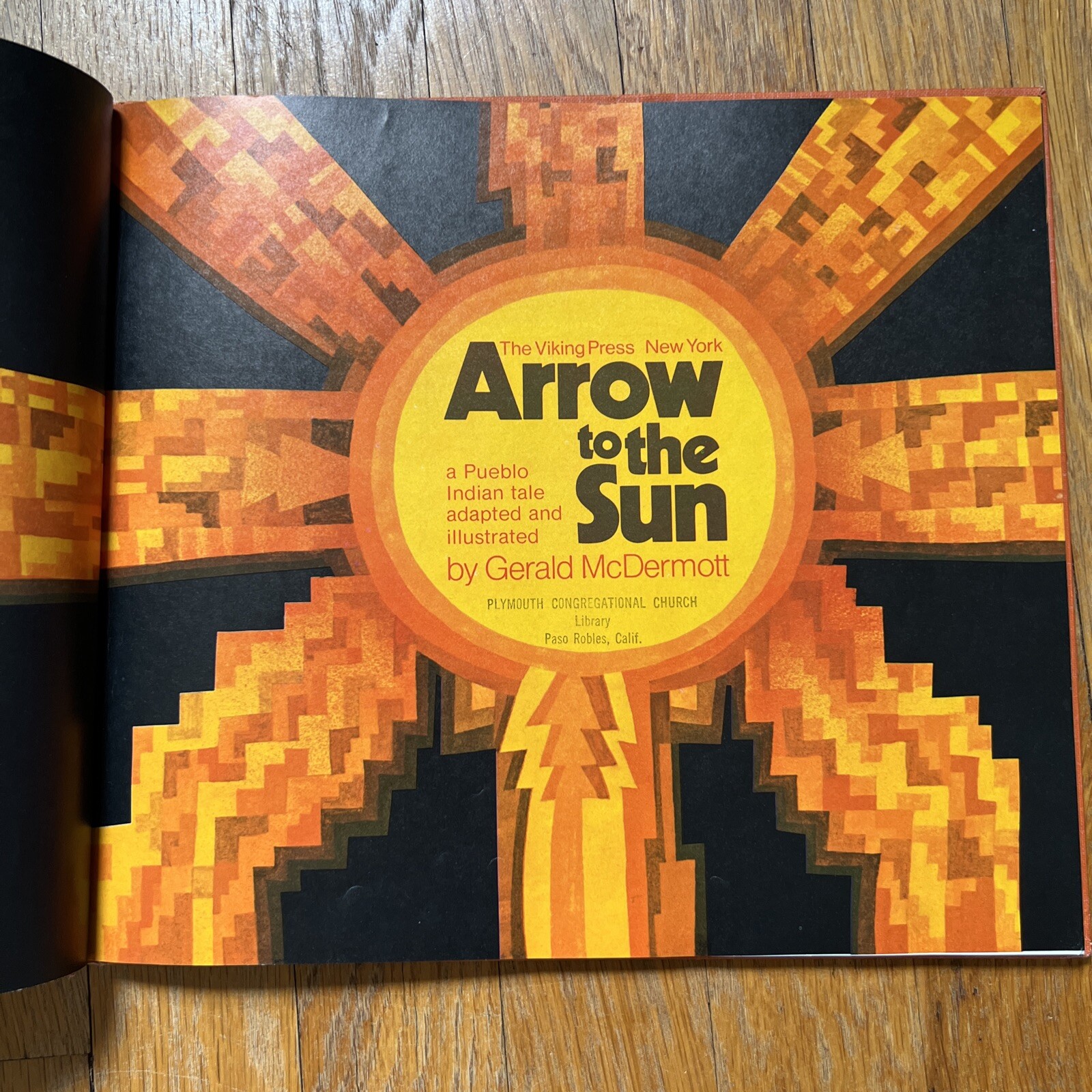 Arrow to the Sun : A Pueblo Indian Tale by Gerald McDermott (1974)