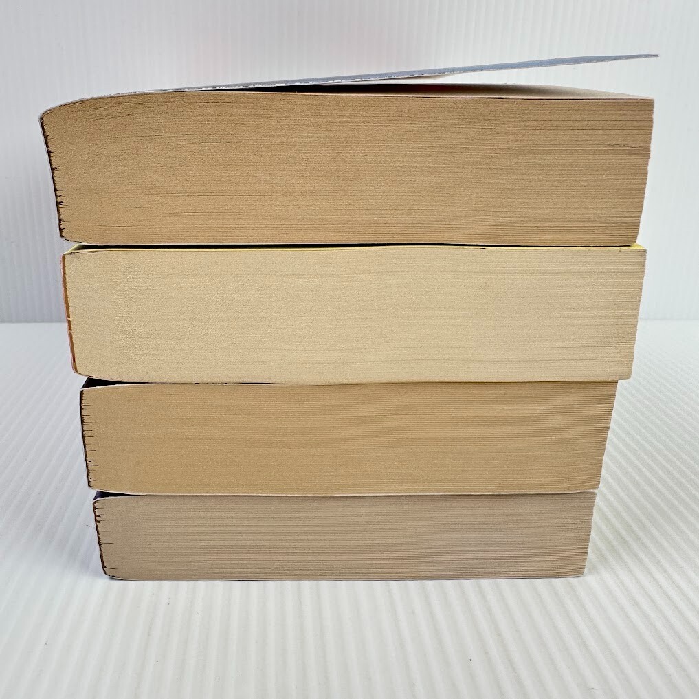 4x Lisa Jackson Large Paperback Books – Multiple Titles – Romantic Suspense