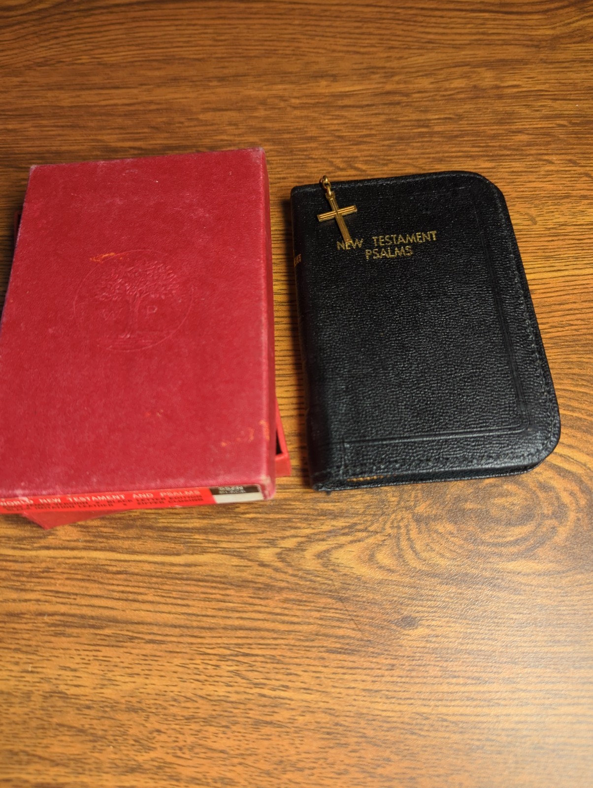 Vintage New Testament Psalms Pocket Bible Zipper Case Cross