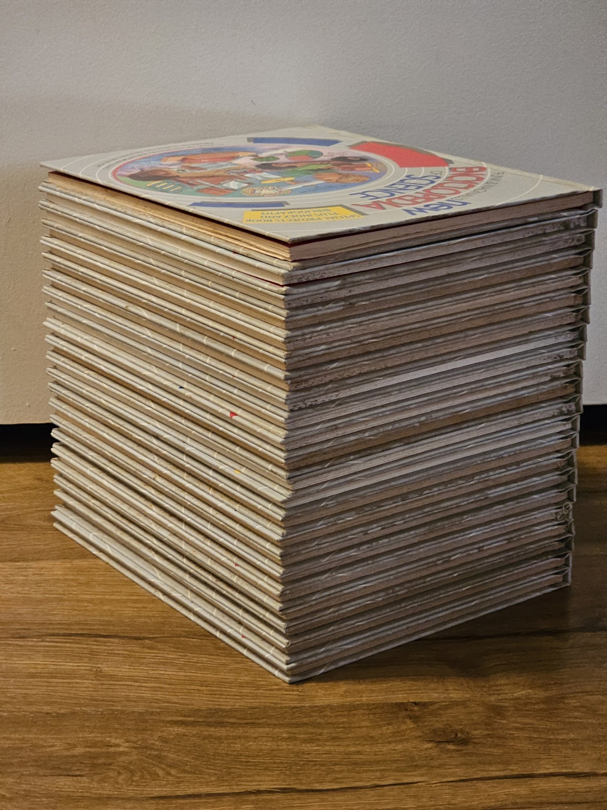 1986 Funk And Wagnalls New Encyclopedia Of Science 22 Volumes COMPLETE Set