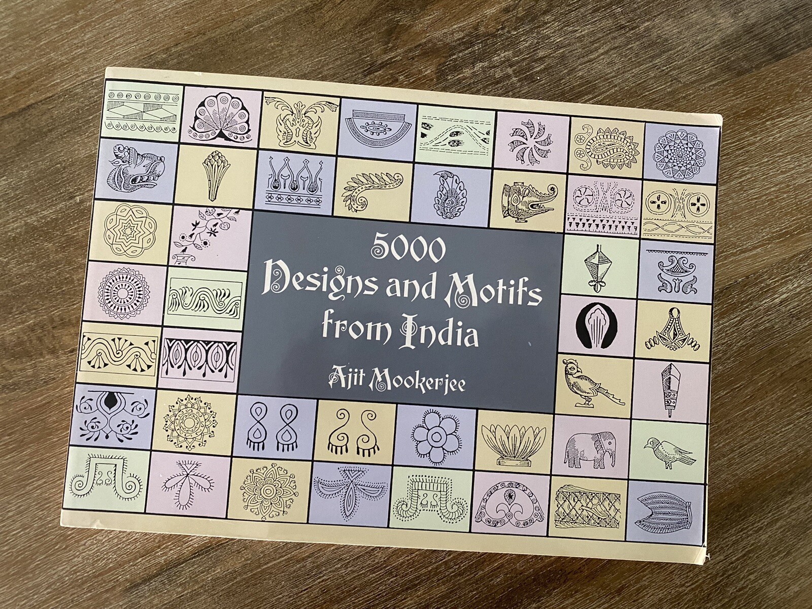 5000 Designs and Motifs from India • Ajit Mookerjee