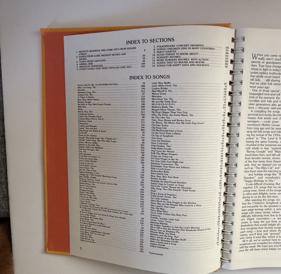 The Reader’s Digest Children’s Songbook 1985 HC Spiral Bound With Words Booklet