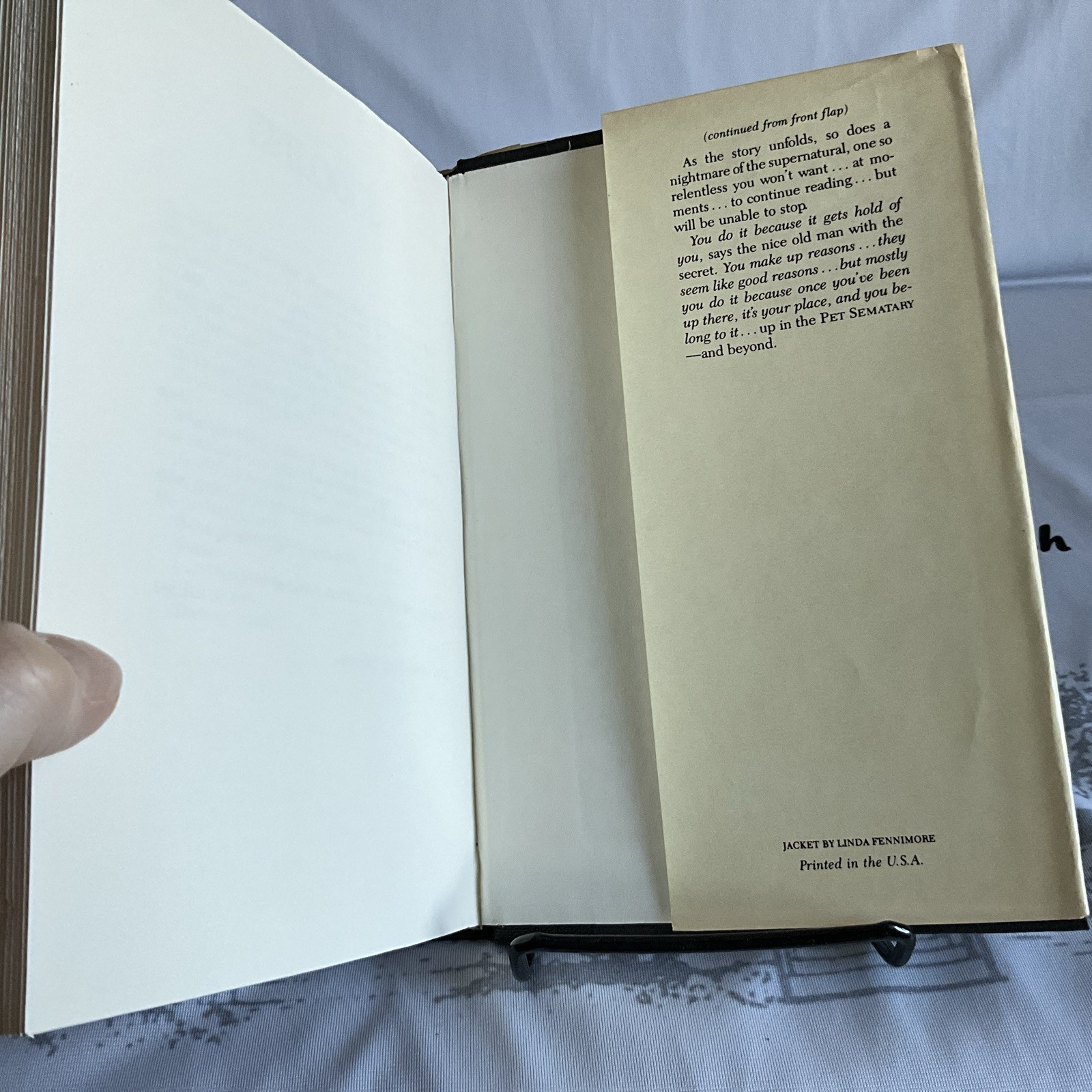First Edition Book Club Edition 1983 “Pet Sematary” by Stephen King HC/DJ Clean