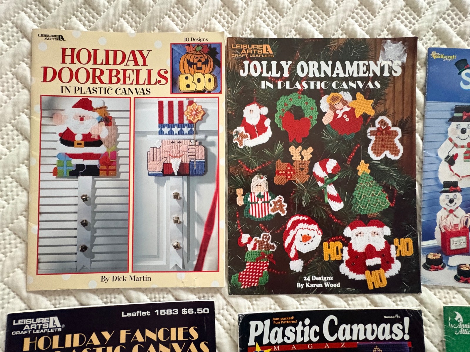 Lot PLASTIC CANVAS Project Books Patterns Christmas Holidays Hard Cover Leaflets