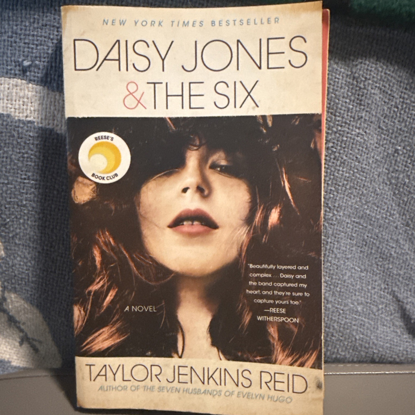 Daisy Jones and the Six: Reese’s Book Club : A Novel by Taylor Jenkins Reid…