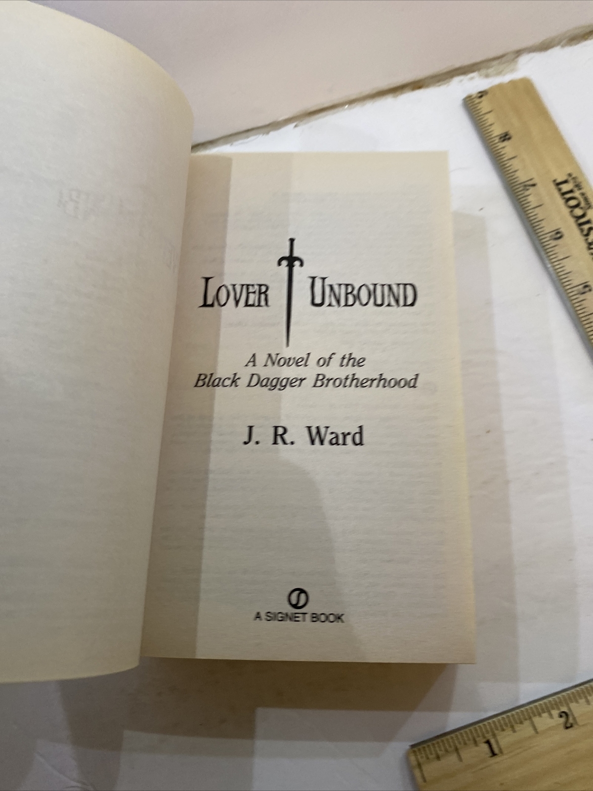 Lover Unbound – J.R. Ward (2007, Paperback)