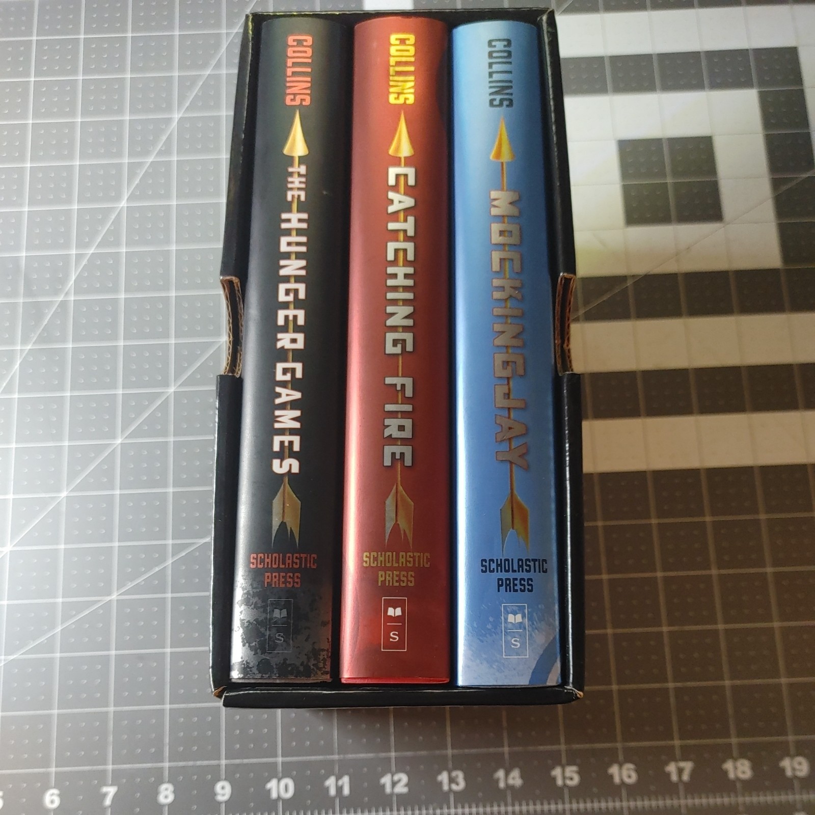 The Hunger Games Ser.: The Hunger Games Trilogy Boxed Set Set by Suzanne Collins