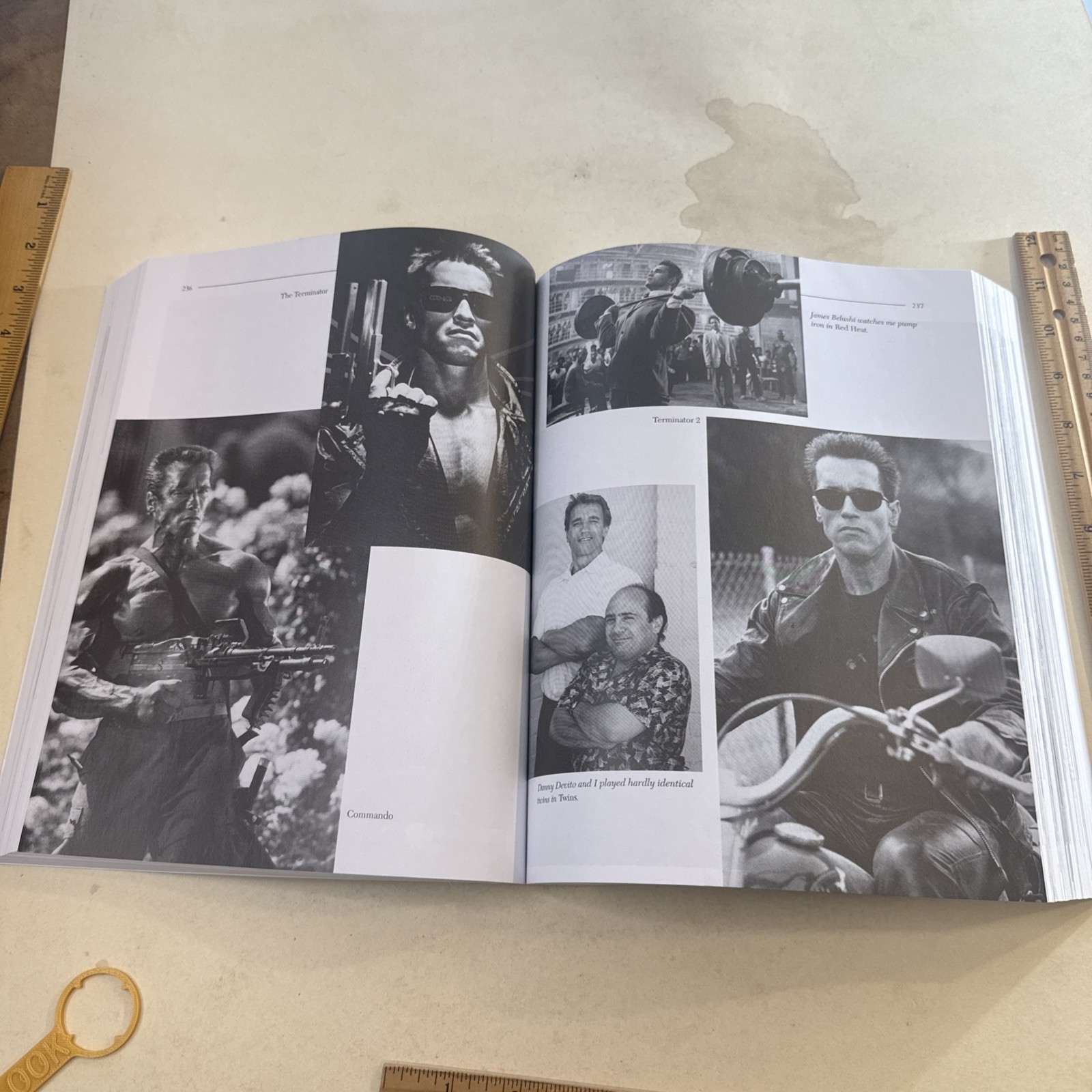 Encyclopedia Modern Bodybuilding Arnold Schwarzenegger weight lifting vintage
