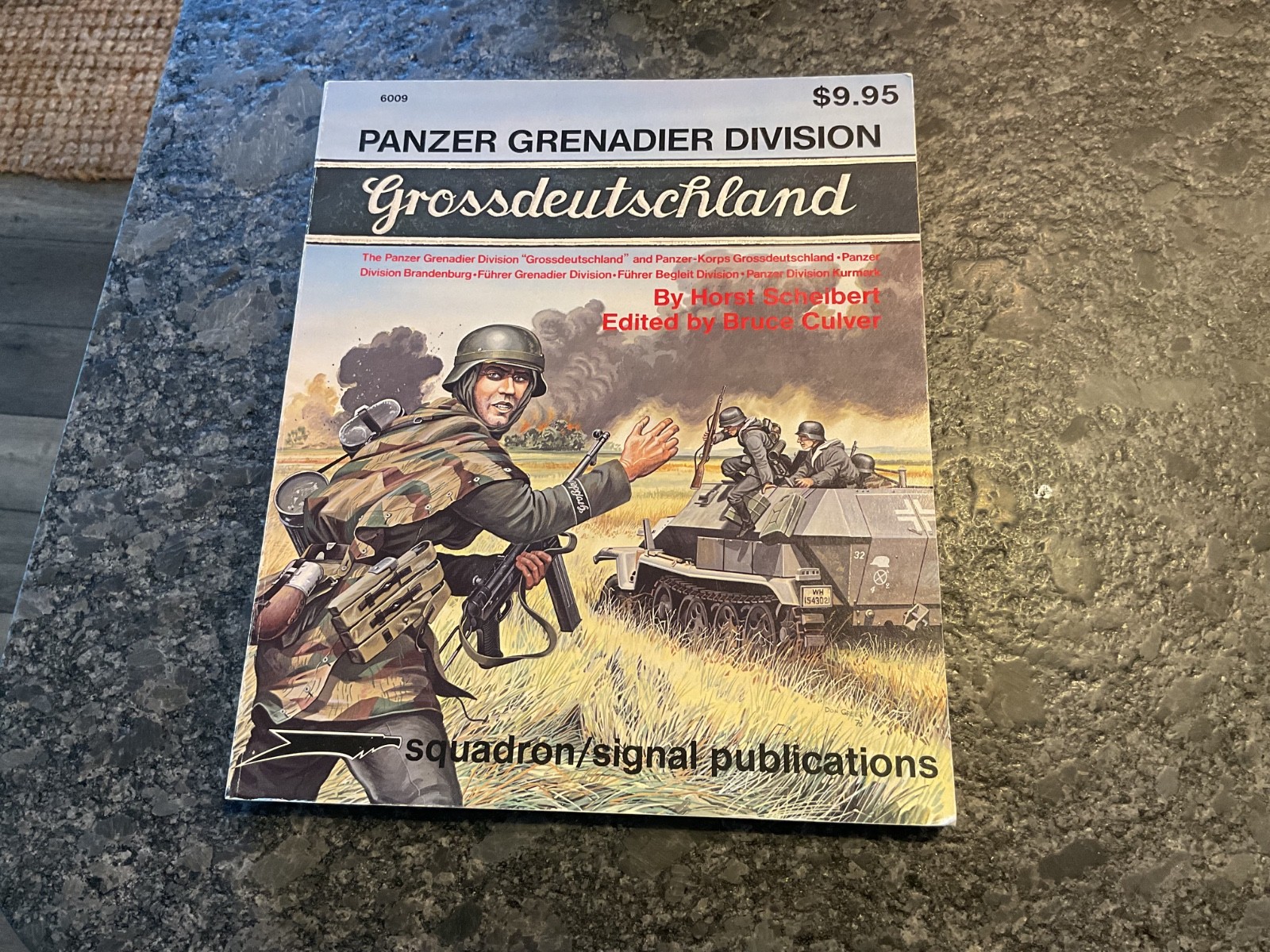 Panzer Grenadier – Grossdeutschland bHorst Schelbert. Squadron. 175 Pages.