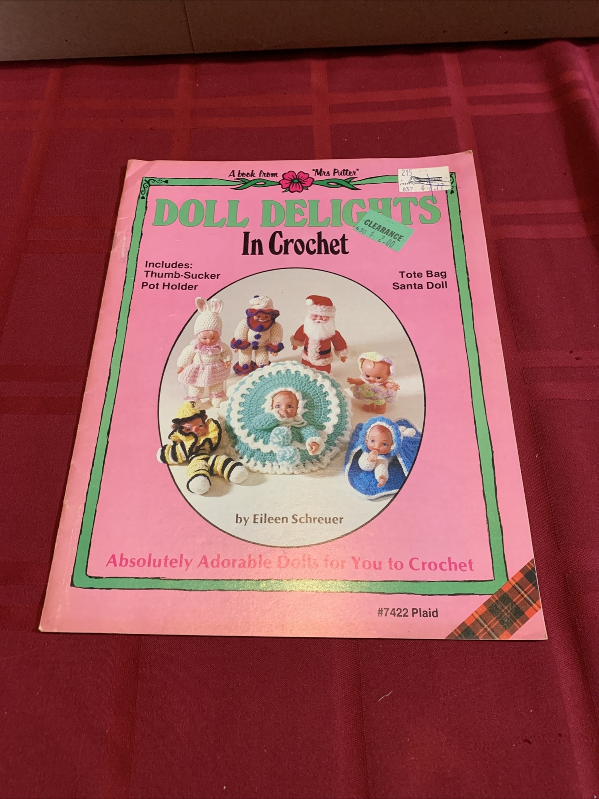 Lot of (8) Miscellaneous Craft and Pattern Books