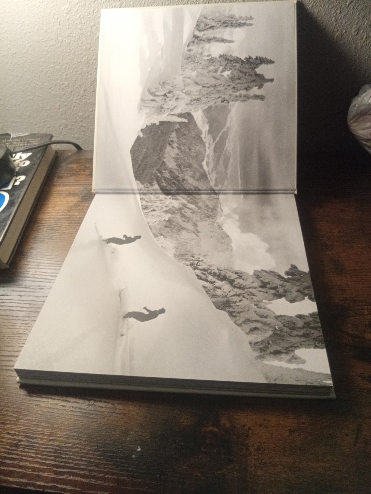 Vintage Skiing Book By Ray Atkeson, 1st Ed