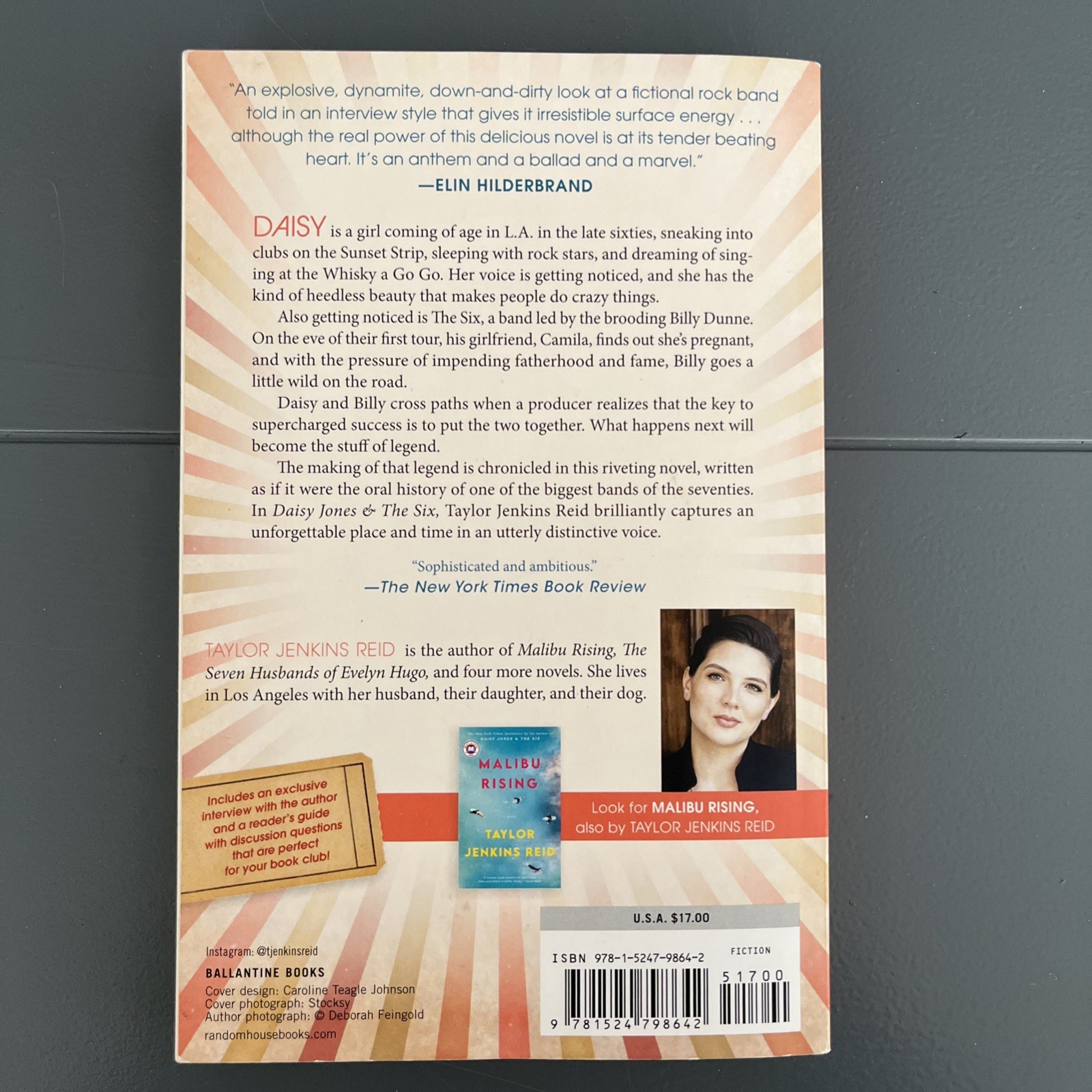 Daisy Jones & The Six: Reese’s Bo- 9781524798642, paperback, Taylor Jenkins Reid