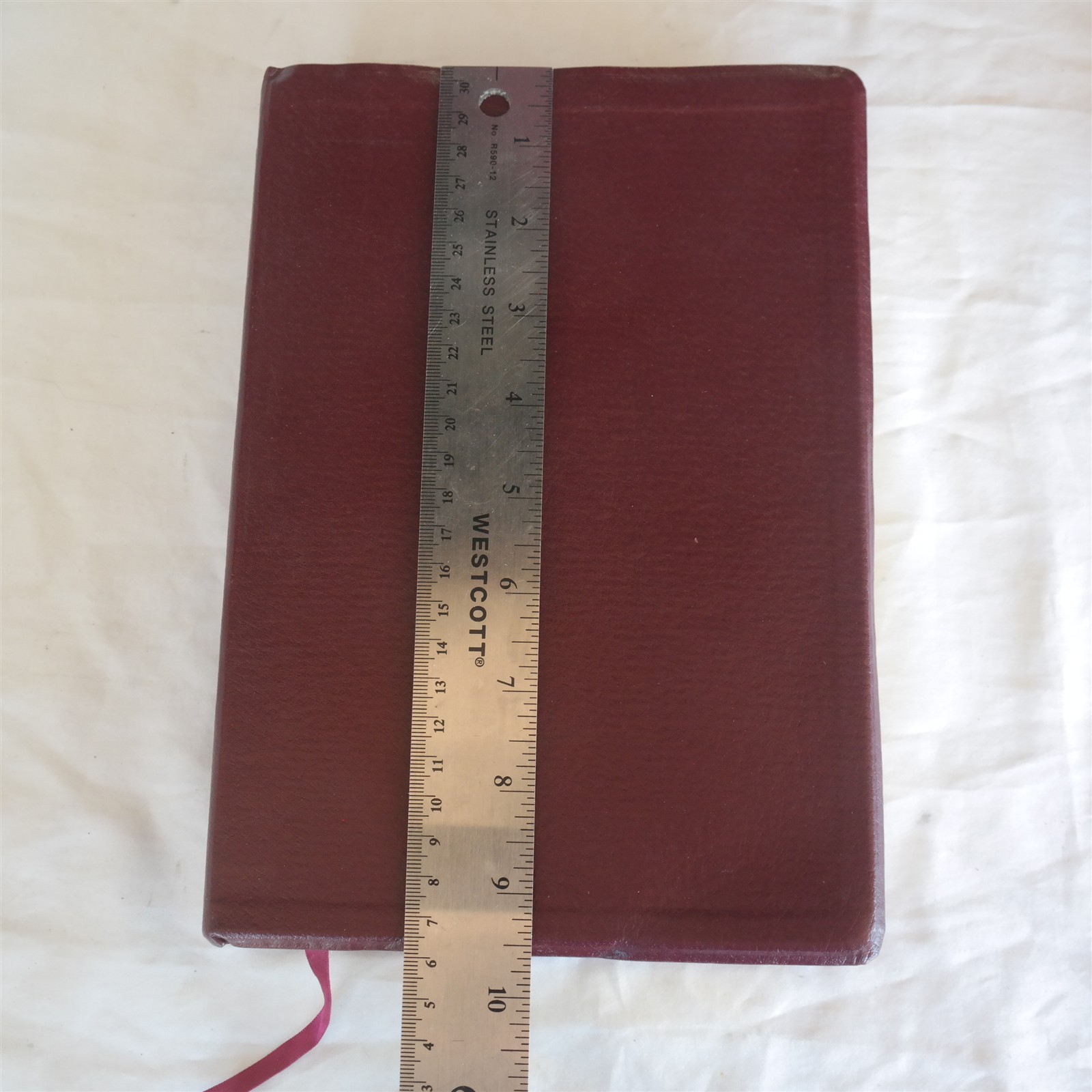 New Geneva Study Bible NKJV Genuine Leather Nelson 2996BG
