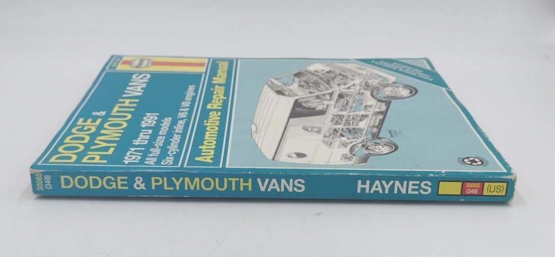 Dodge & Plymouth Vans 1971-1983 301 Pages Hayes 30065 Copyright 1987