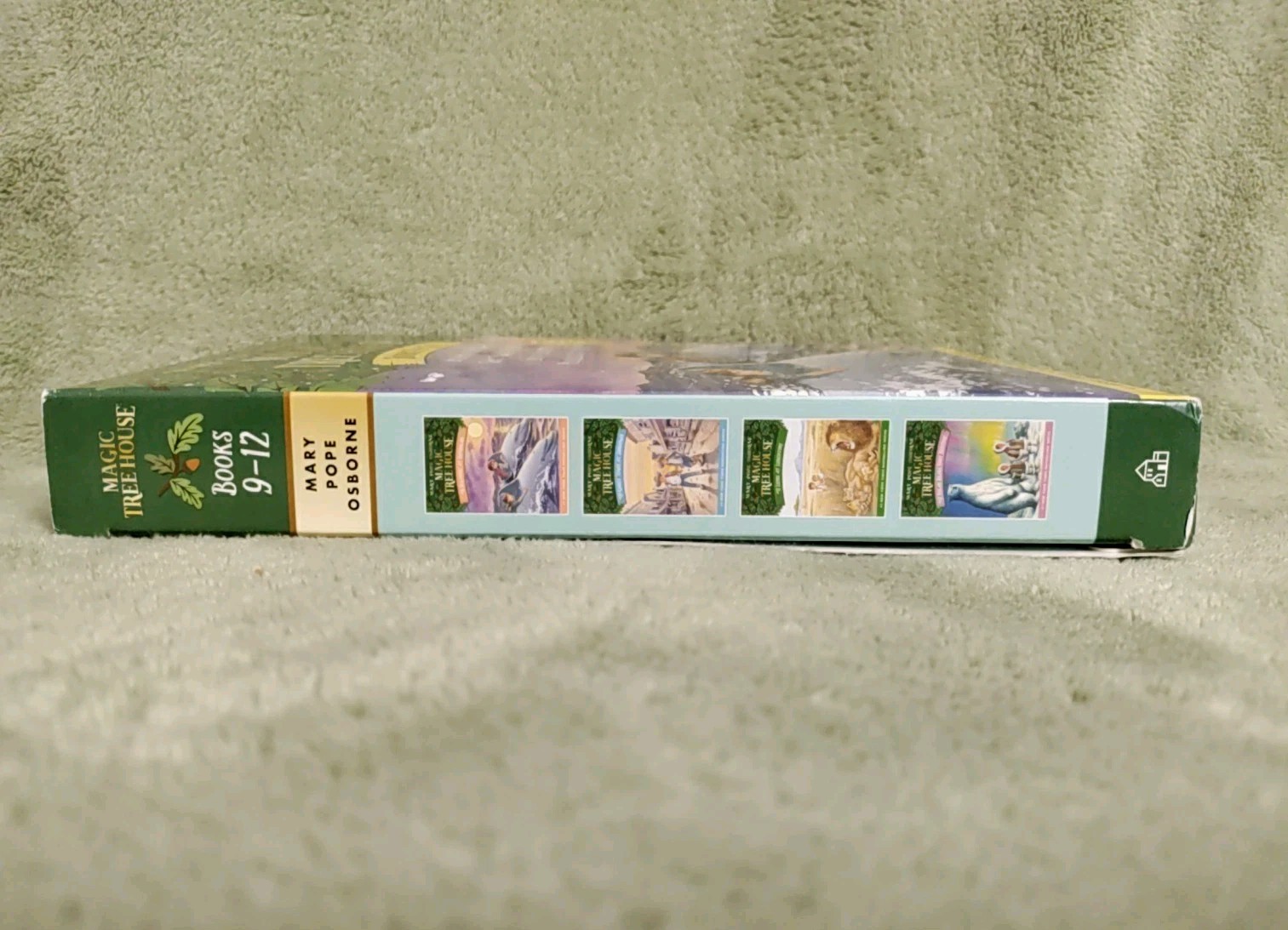 Magic Tree House Boxed Chapter Book Set Volumes 9-12 by Mary Pope Osborne LV-4