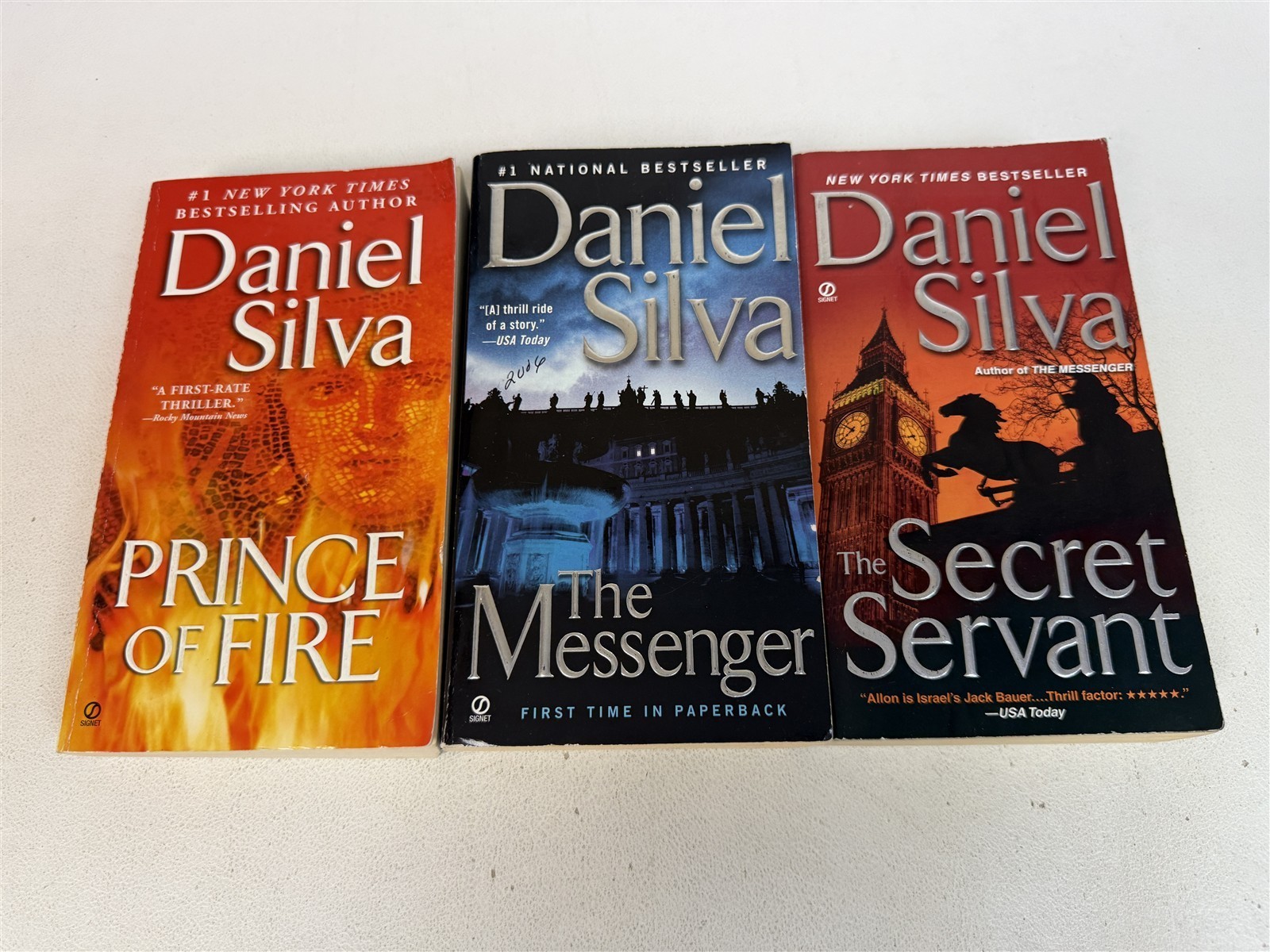 Daniel Silva Lot 22 Paperbacks including 19 Gabriel Allon series