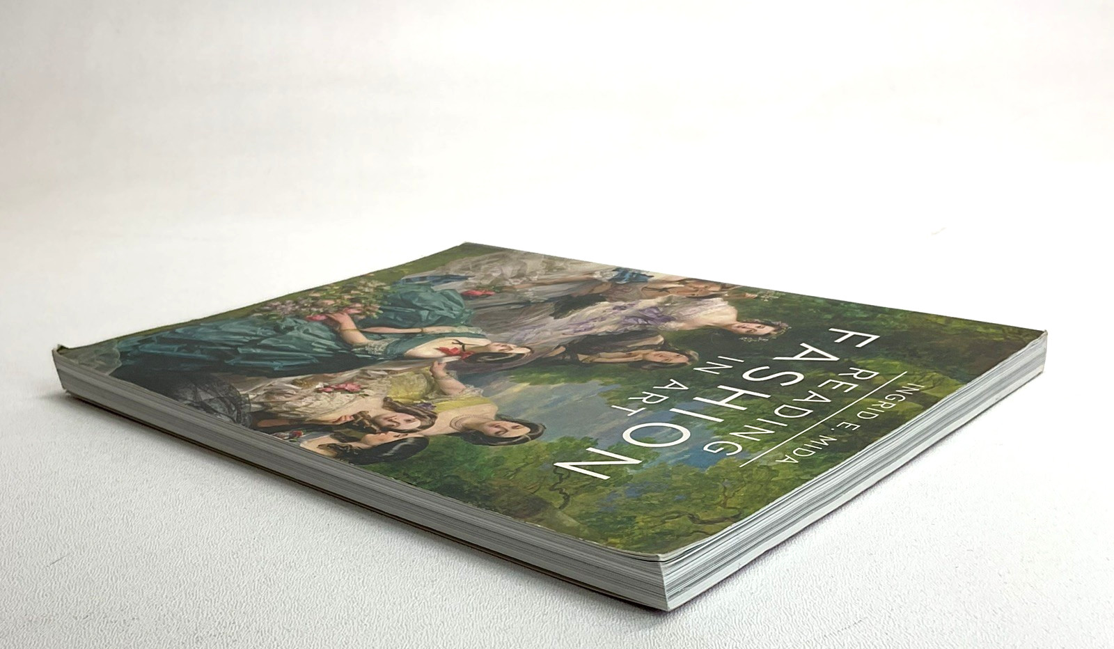 Reading Fashion in Art by Ingrid E. Mida, History & Analysis Color Illustrations