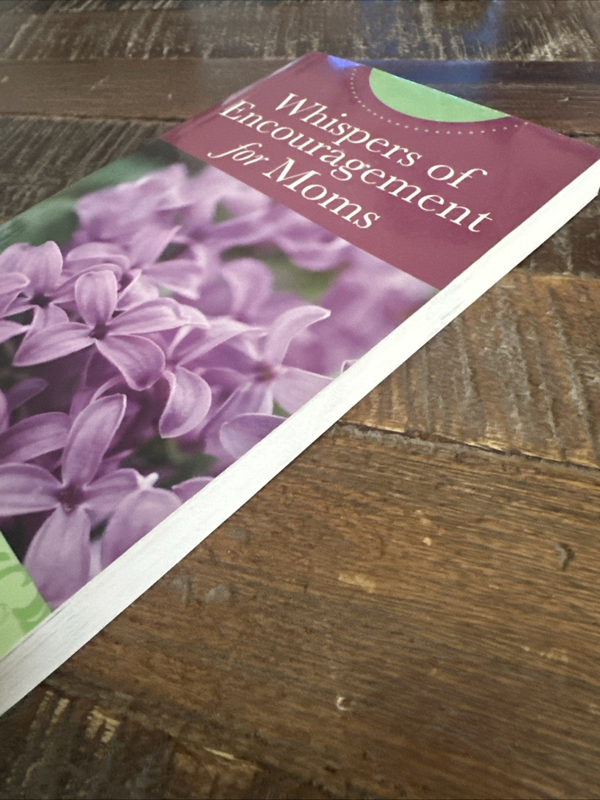 Whispers of Encouragement for Moms by Barbour Publishing Staff (2010, Trade…