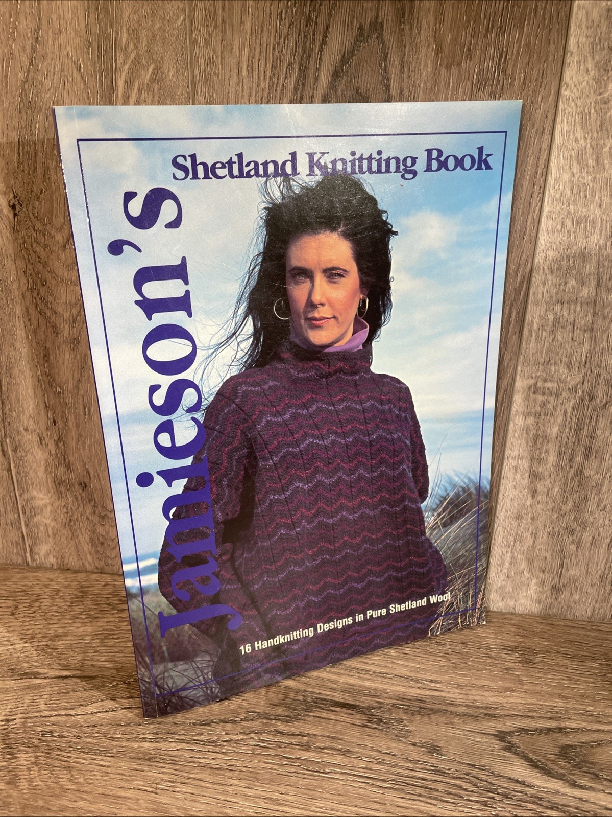 Jamieson’s Shetland Knitting Book – 16 Hand Knitting Designs In Shetland Wool