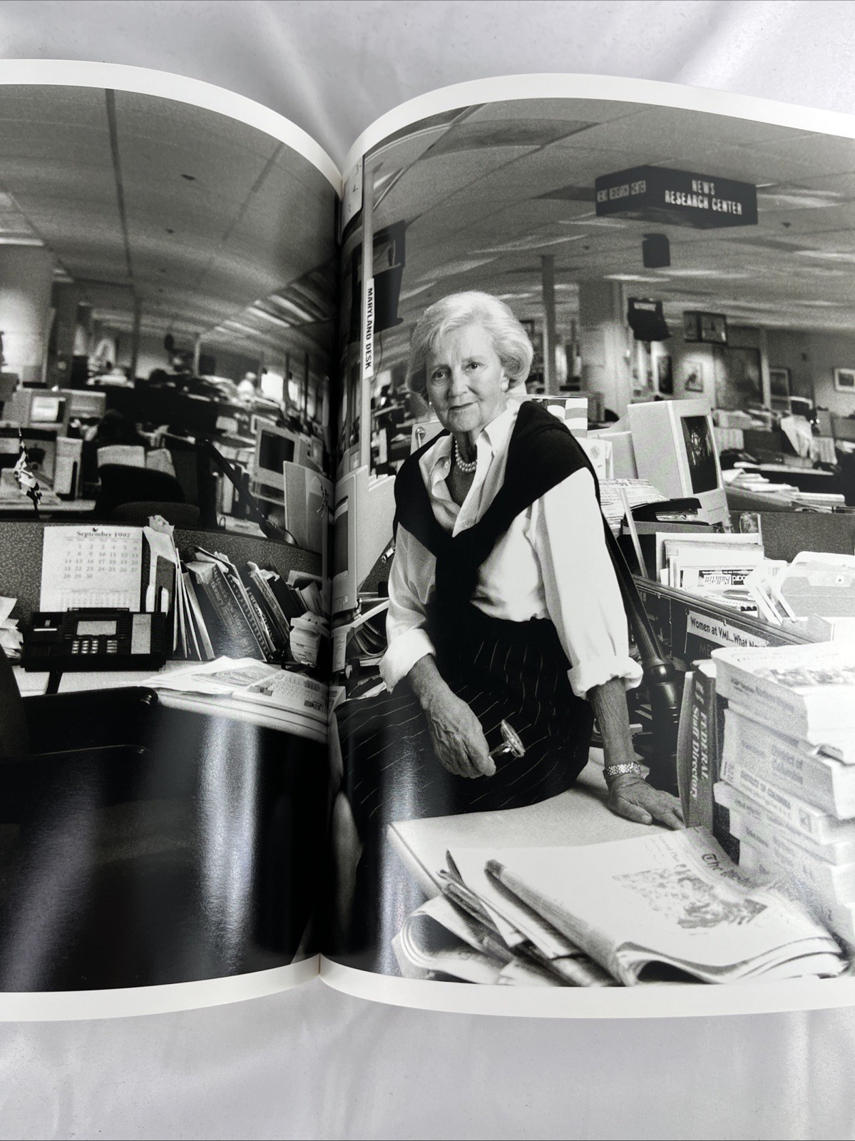 Women Annie Leibovitz Susan Sontag Softcover 1st Edition Book 1999 Coffee Table