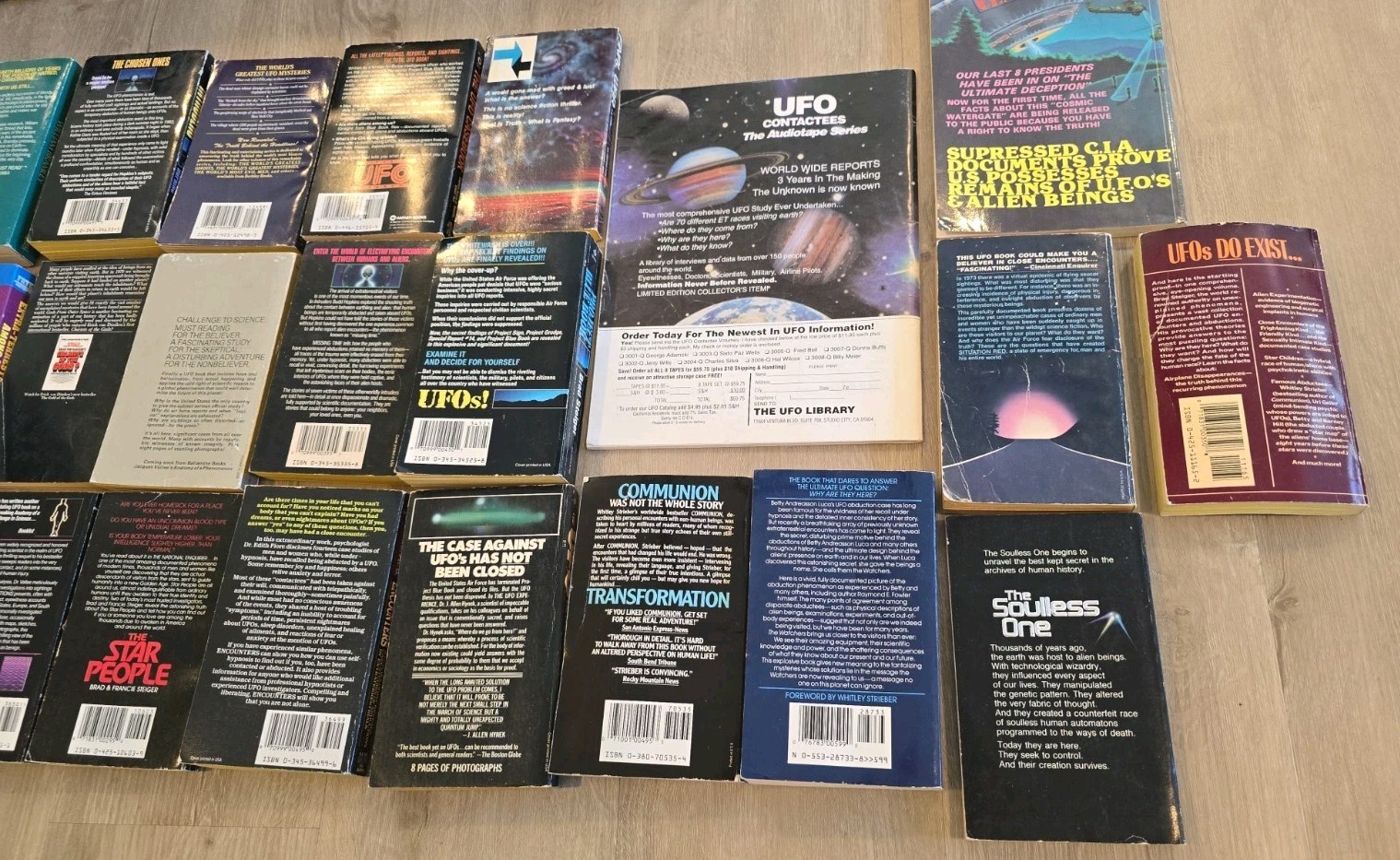 27 Old Vintage UFO Flying Saucer Paperback Book Lot Conspiracy Alien Final War