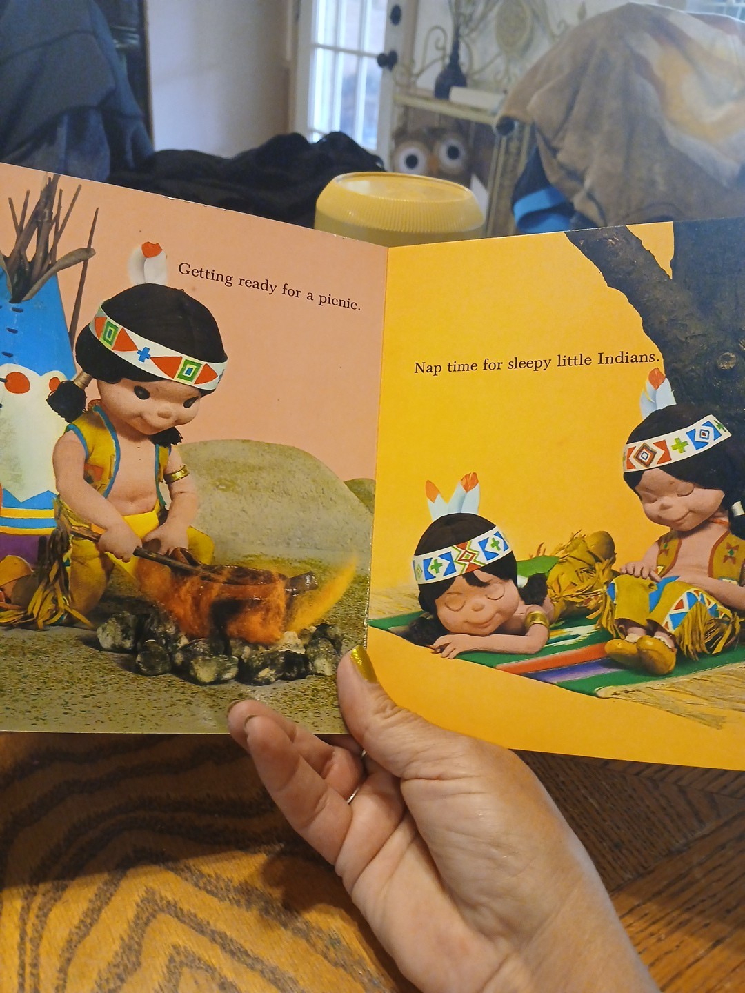 Storytime Pals Series Little Indians Board Book Tadasu Izawa Puppet 1982 Vintage