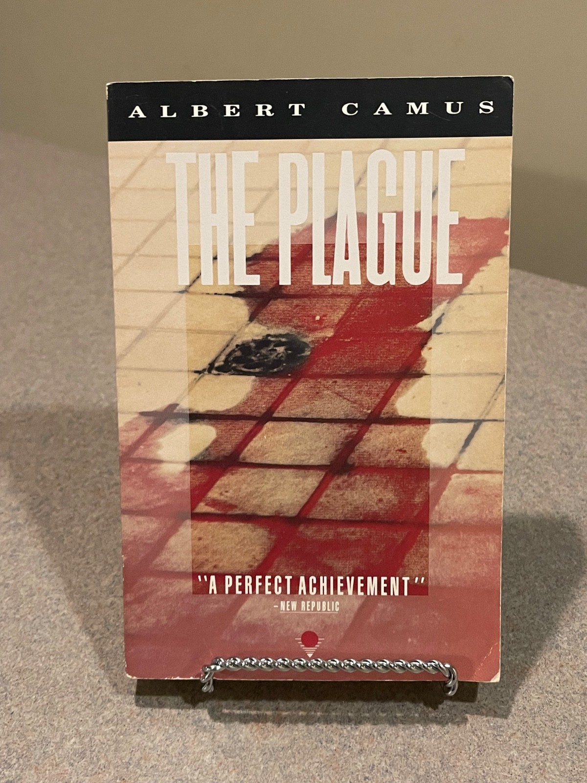 Albert Camus 3 Book Lot : The Stranger, The Fall, The Plague (TPB)